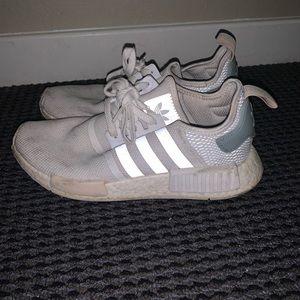 ADIDAS: NMD R1 White Sneakers